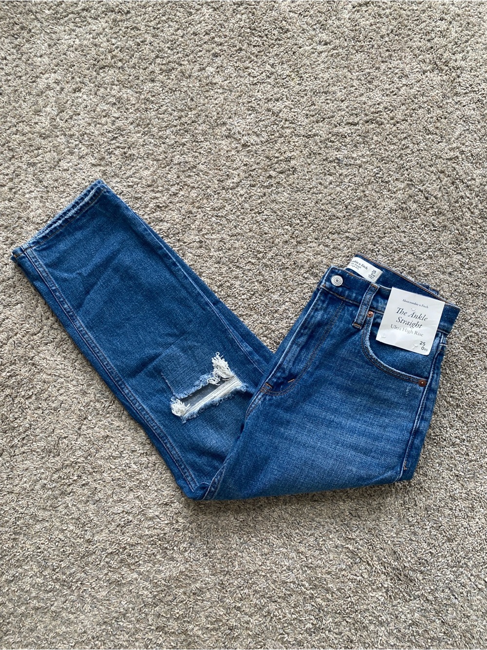 New Abercrombie & Fitch Dark Blue Ankle Straight Jeans